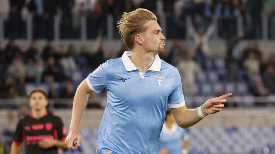  La Lazio batte il Parma e balza in testa alla classifica 