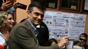 La Bolivie se choisit un pr&eacute;sident de centre-droit, apr&egrave;s 20 ans de socialisme