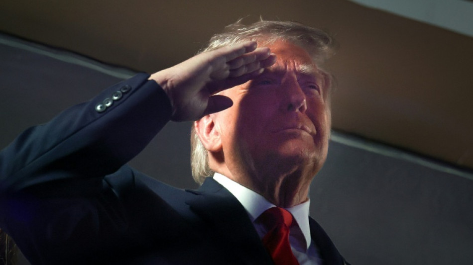 Trump hu&eacute; au Madison Square Garden de New York avant un match de la finale NBA