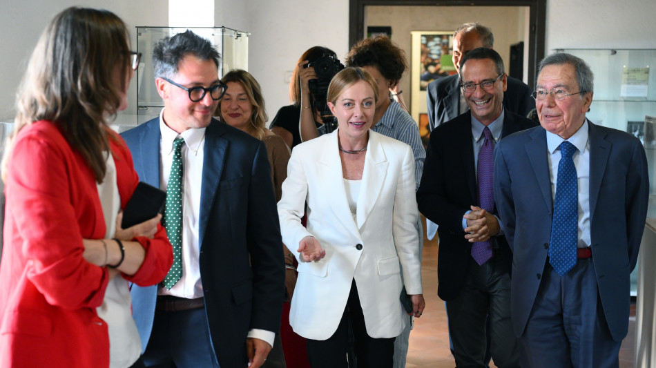 Meloni visita l'ANSA, '80 anni di giornalismo autorevole'