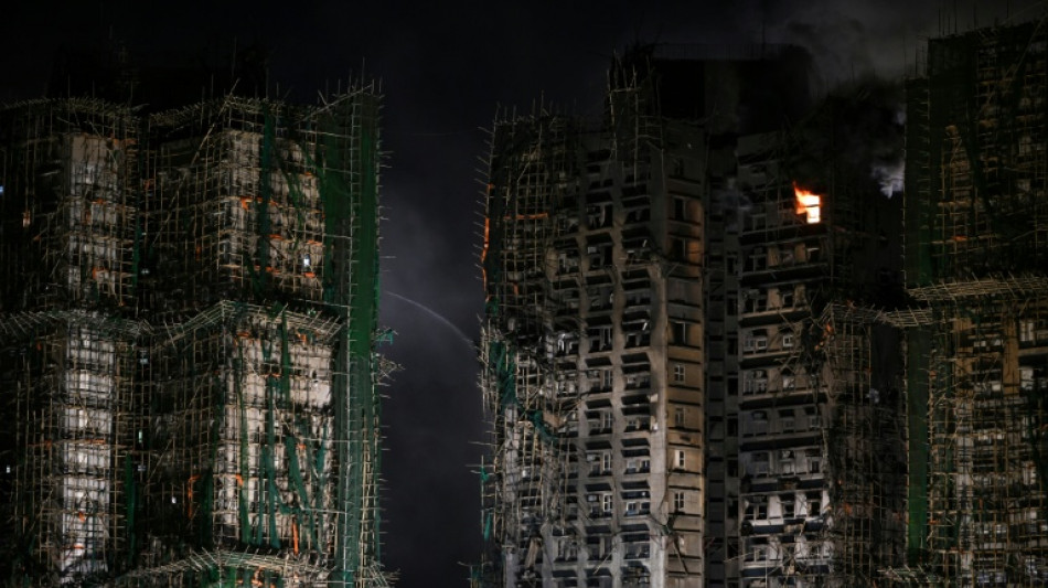 Zahl der Toten bei Großbrand in Hongkong steigt auf 94