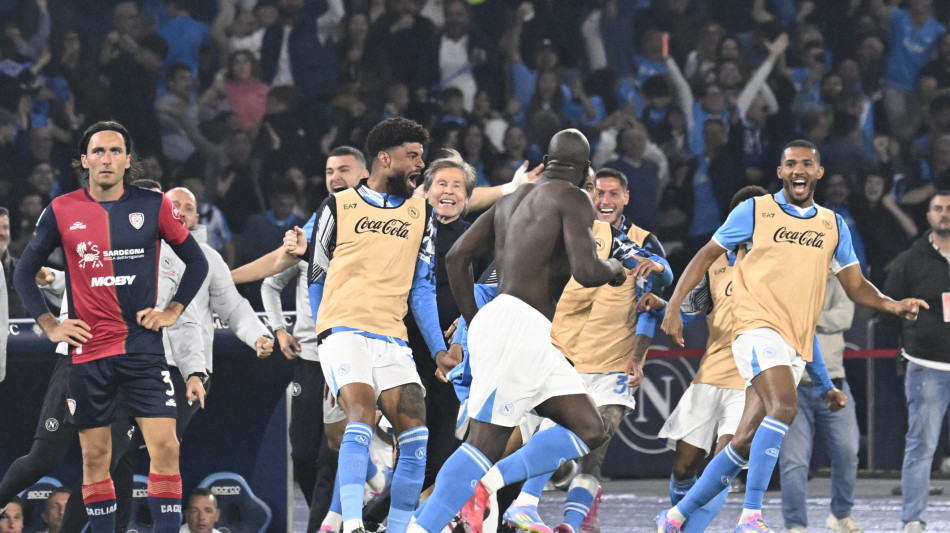 ++ 2-0 al Cagliari, il Napoli vince lo scudetto ++