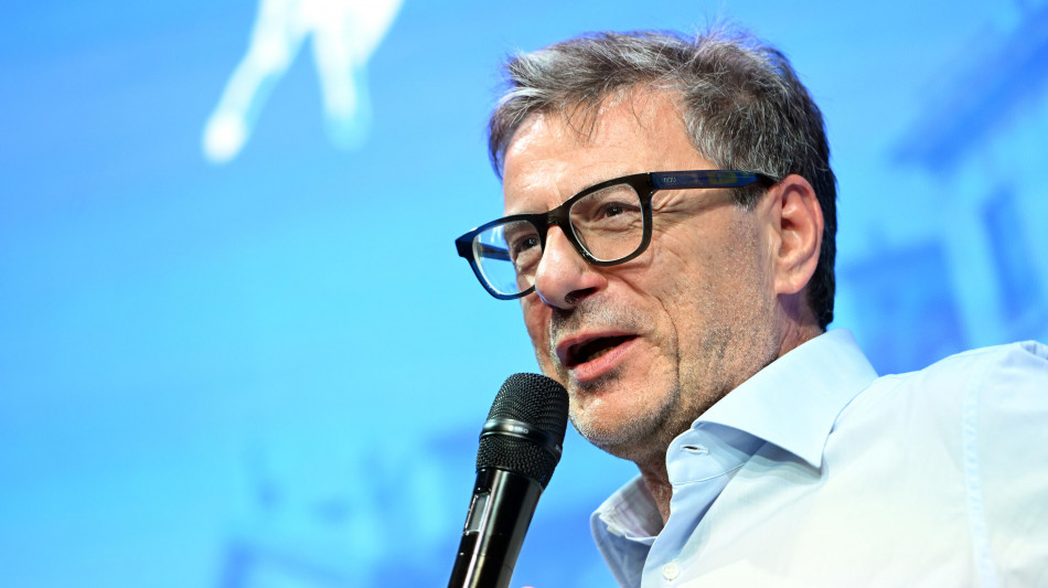  Giorgetti, con aumento tassi importante tenere sotto controllo debito 