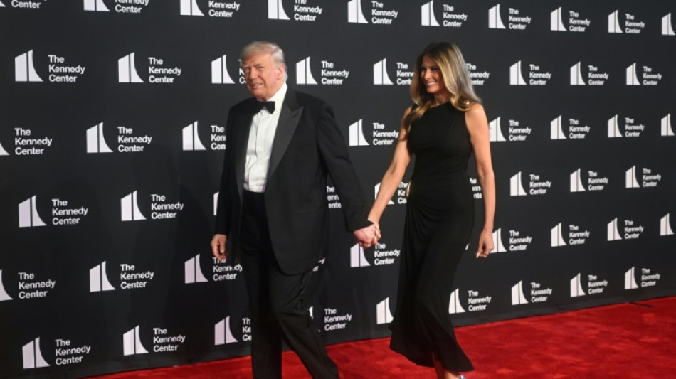 Trump cheered, jeered at 'Les Miserables' debut in Washington