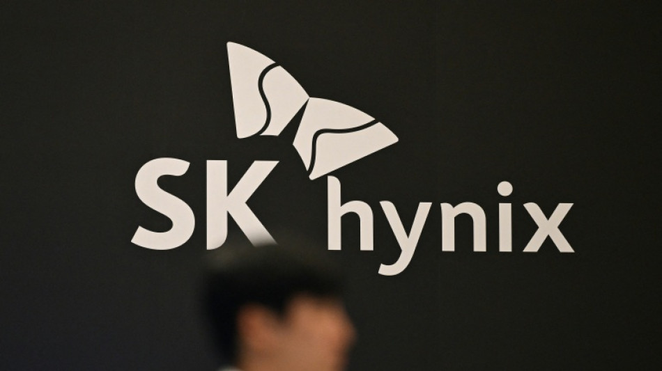  Seoul, Tokyo stocks plunge as Asia suffers fresh tech rout 