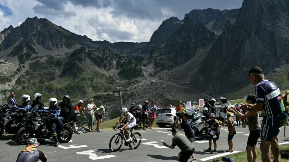  43-km-Solo: Pogacar fliegt auf Tourmalet-Etappe in Gelb 