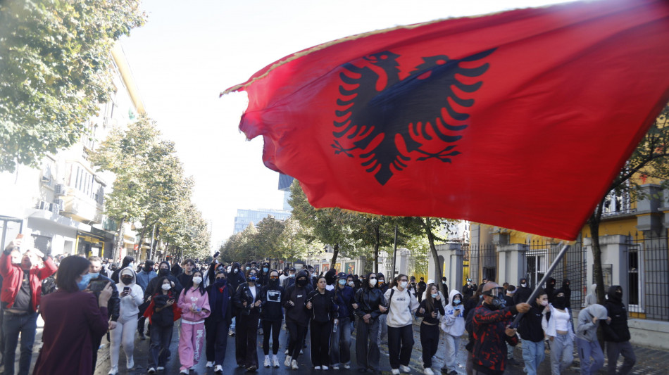  Il premier albanese Rama vuole rendere pi&ugrave; severa la gestione delle manifestazioni 