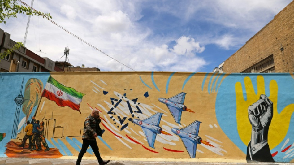  Estados Unidos e Ir&atilde; mant&ecirc;m uma tr&eacute;gua prec&aacute;ria 