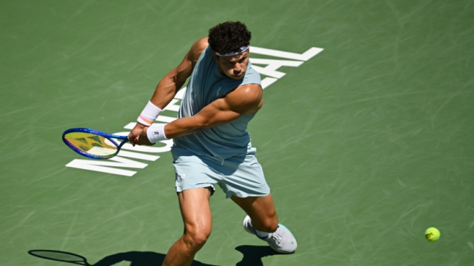  Shelton storms to Montreal win as title defence solidifies 