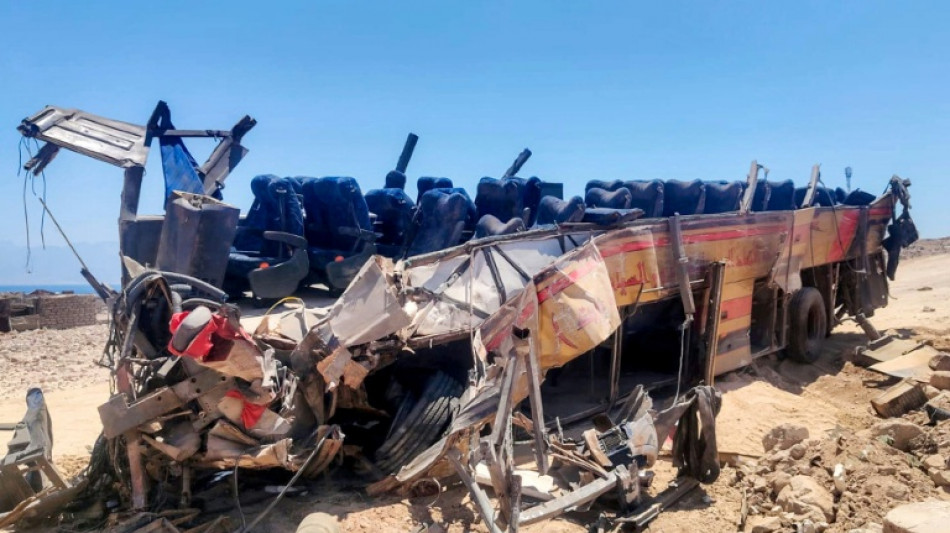  Bus crash in Egypt's Sinai kills 22, including 10 Jordanians 