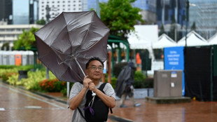 Heftige Regenfälle durch Tropensturm "Koinu" in Hongkong