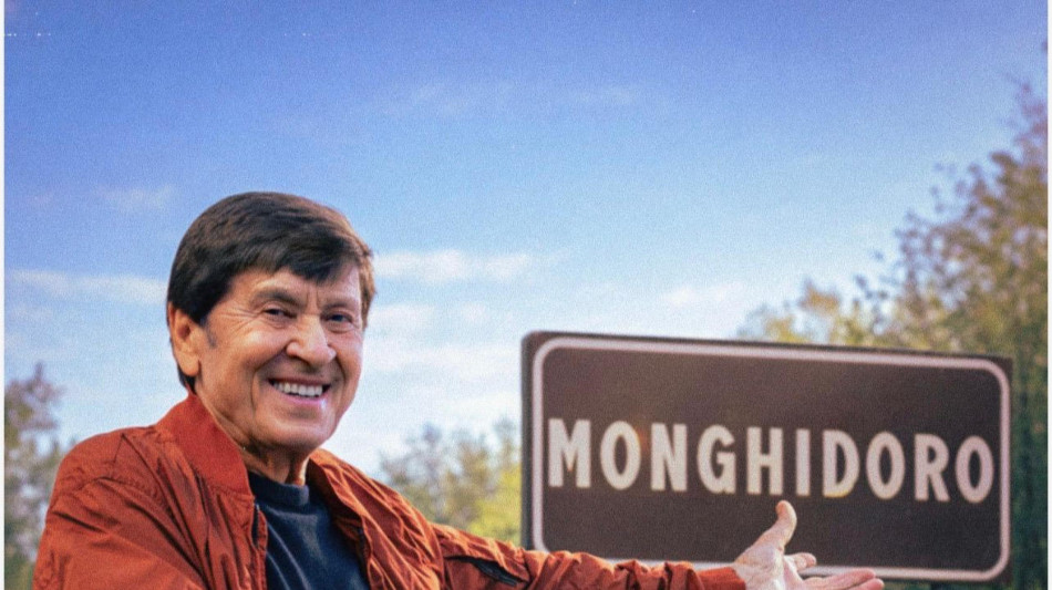  Gianni Morandi, 'a 81 anni che effetto poter fare ancora i palasport' 