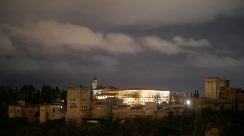  Earthquake rocks Spain's tourist jewel Granada 