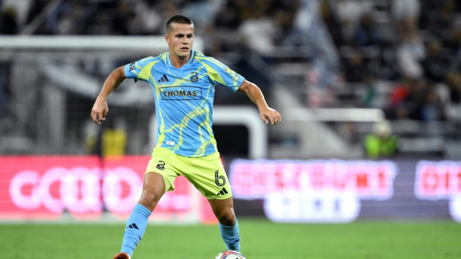  Teenager Sullivan named in new-look US squad 