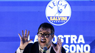 Salvini, la sinistra interrompe un incontro pubblico, intollerabile