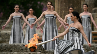 Olympische Flamme für Sommerspiele in Paris in Griechenland entzündet