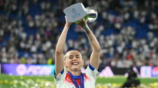 "Emotionale Momente": Kelly nach EM-Triumph gerührt