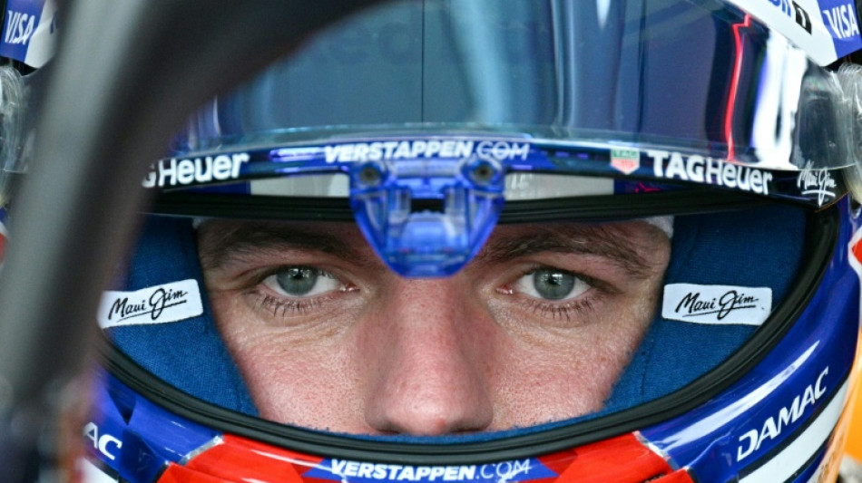  Verstappen confirma seu retorno com pole para corrida sprint do GP de Singapura 