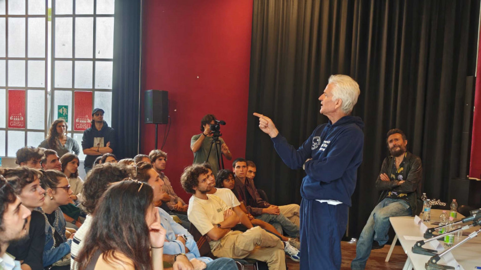 Oliver Stone e Matthew Modine incontrano 300 ragazzi a Ferrara 