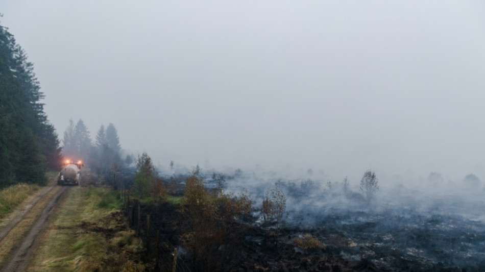  Beh&ouml;rden: Feuerwehr will Brand im Osten Belgiens "endg&uuml;ltig einkreisen" 