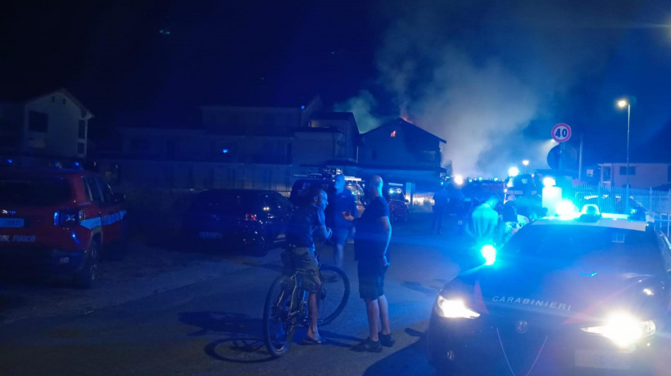 Palazzo a fuoco a Cherasco, evacuate due famiglie