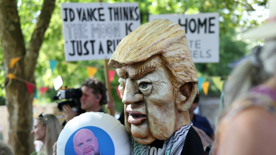 Proteste in S&uuml;dwestengland gegen Urlaubsaufenthalt von US-Vizepr&auml;sident Vance