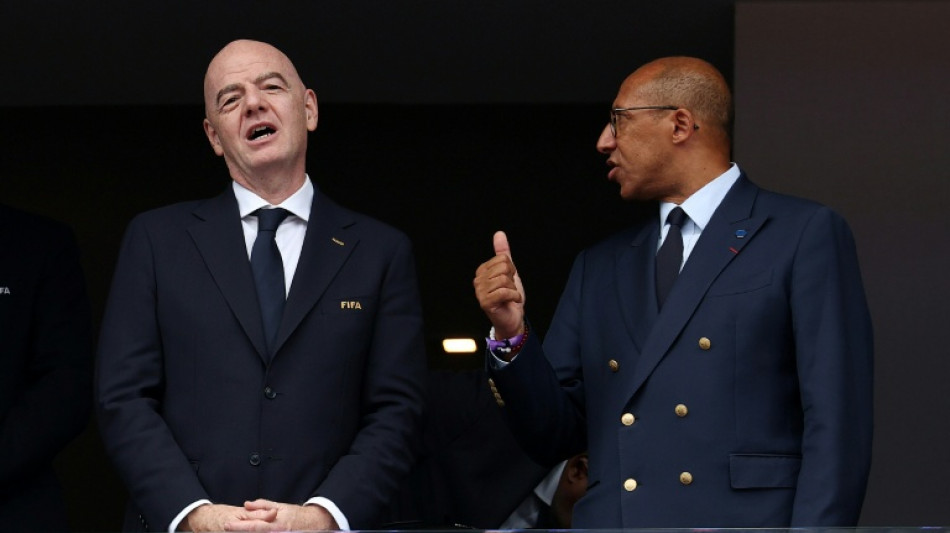  Federa&ccedil;&atilde;o Francesa n&atilde;o apoiar&aacute; candidatura de Infantino &agrave; Fifa 