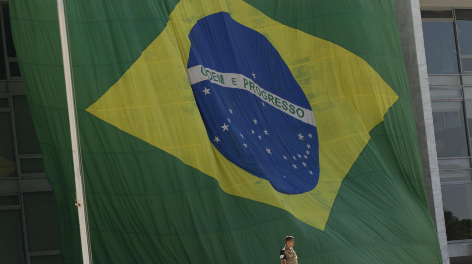 Sondaggio, oltre 60% non vuole Lula-Bolsonaro candidati nel 2026