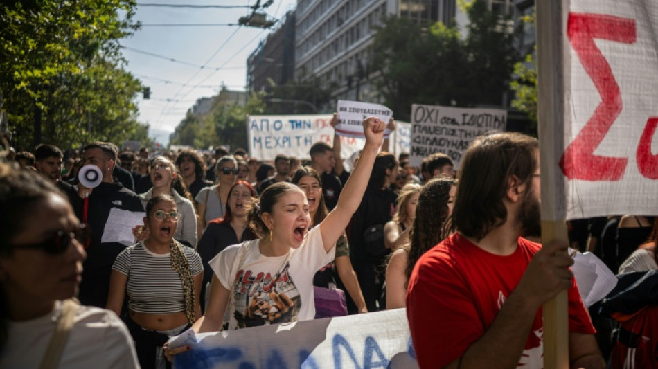  Tausende Sch&uuml;ler und Studenten nehmen an Bildungsprotesten in Griechenland teil 