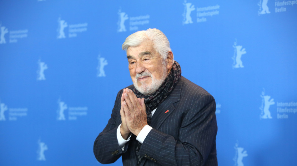  German-Italian actor Mario Adorf dies at 95 (3) 