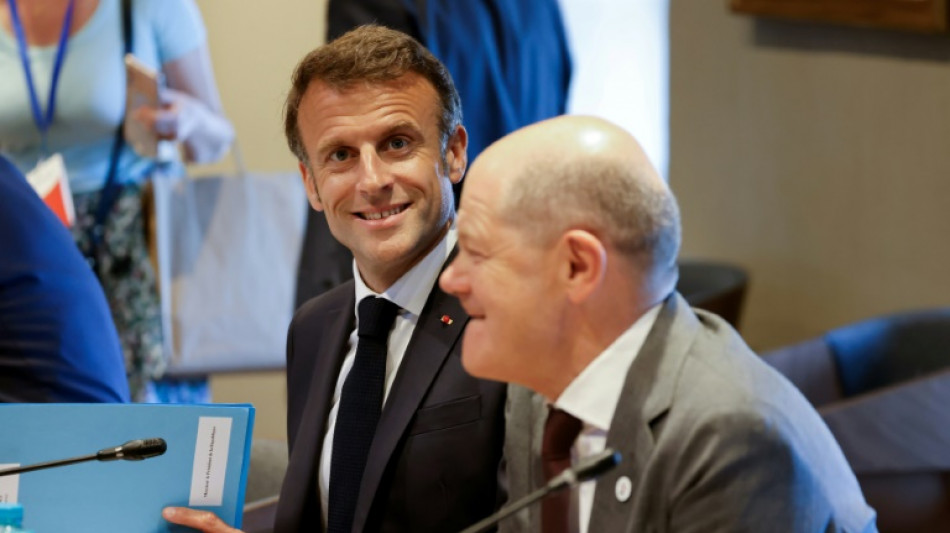 Frankreichs Präsident Macron zum Arbeitsessen bei Scholz in Potsdam