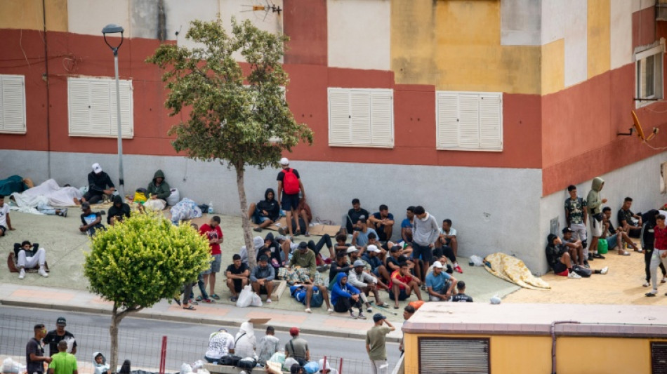  "La violencia no es el camino", afirma un ministro espa&ntilde;ol tras unos enfrentamientos en Ceuta 