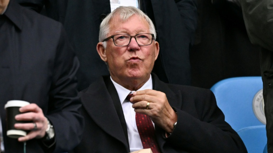  Alex Ferguson foi hospitalizado antes da partida do Manchester United 