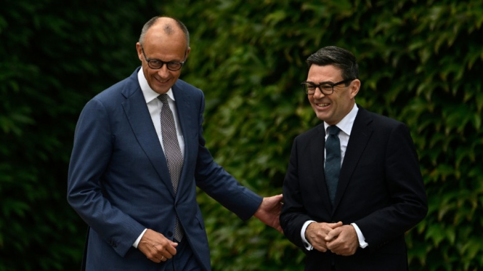  Merz empf&auml;ngt britischen Premier Burnham zu Antrittsbesuch in Berlin 