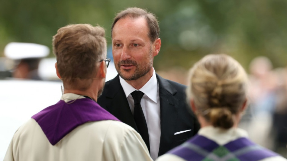  Norway's churches hold services to late King Harald 