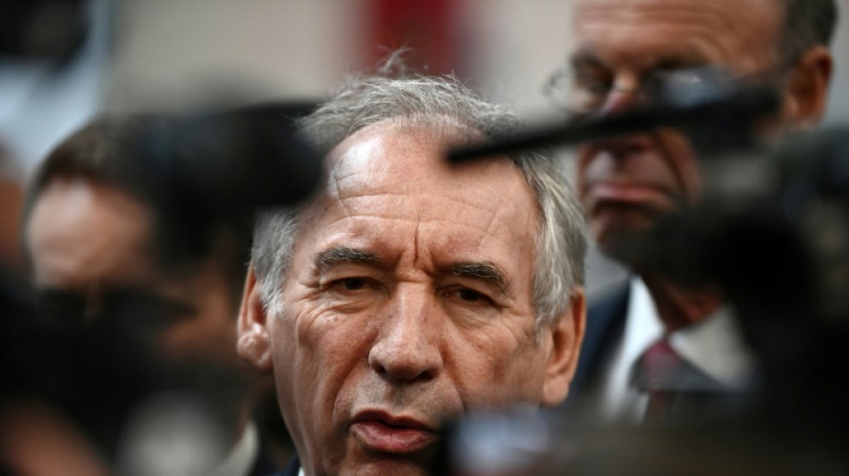 Droits de douane sur les alcools: la n&eacute;gociation n'a pas encore &eacute;chou&eacute;, juge Bayrou