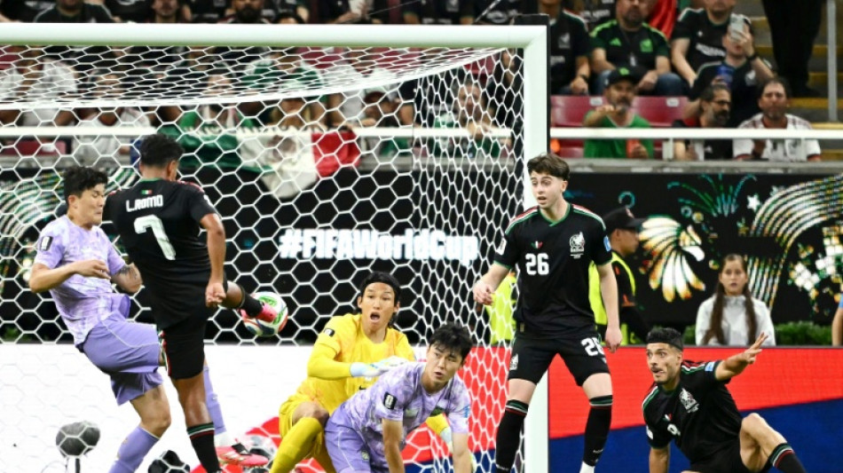  M&eacute;xico vence Coreia do Sul (1-0) e &eacute; 1&ordm; classificado para 16-avos de final da Copa 