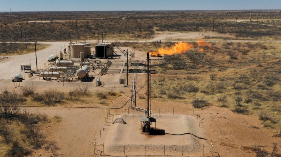  Trump prev&eacute; flexibilizar normas que impiden a productores de petr&oacute;leo y gas liberar metano 
