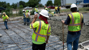 Texas elimina pausa para hidratação de trabalhadores em plena onda de calor