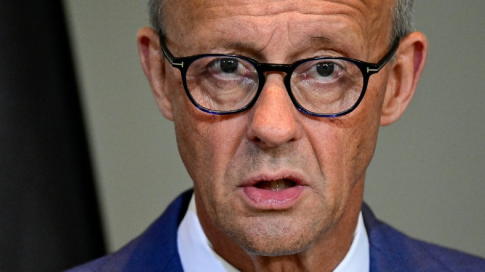  Personaldebatte &uuml;ber Kanzler: F&uuml;hrende CDU-Politiker stellen sich hinter Merz 