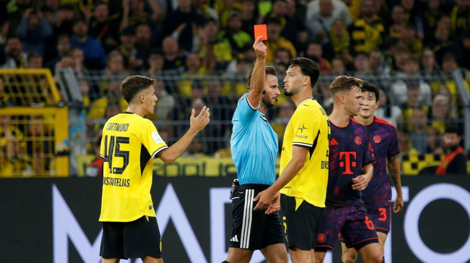  Zwei Spiele gesperrt: Bensebaini fehlt BVB bei Pokalauftakt 