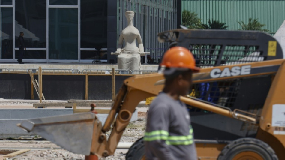  Desemprego no Brasil se mant&eacute;m em m&iacute;nimo hist&oacute;rico &agrave;s v&eacute;speras da elei&ccedil;&atilde;o 