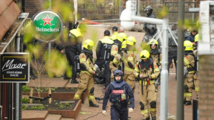 Pays-Bas: trois personnes rel&acirc;ch&eacute;es apr&egrave;s une prise d'otage toujours en cours