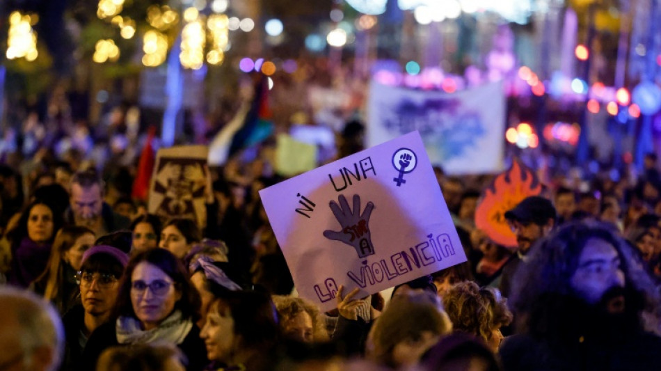 Na Espanha, cabe aos homens 'quebrar' o sil&ecirc;ncio sobre a viol&ecirc;ncia contra as mulheres