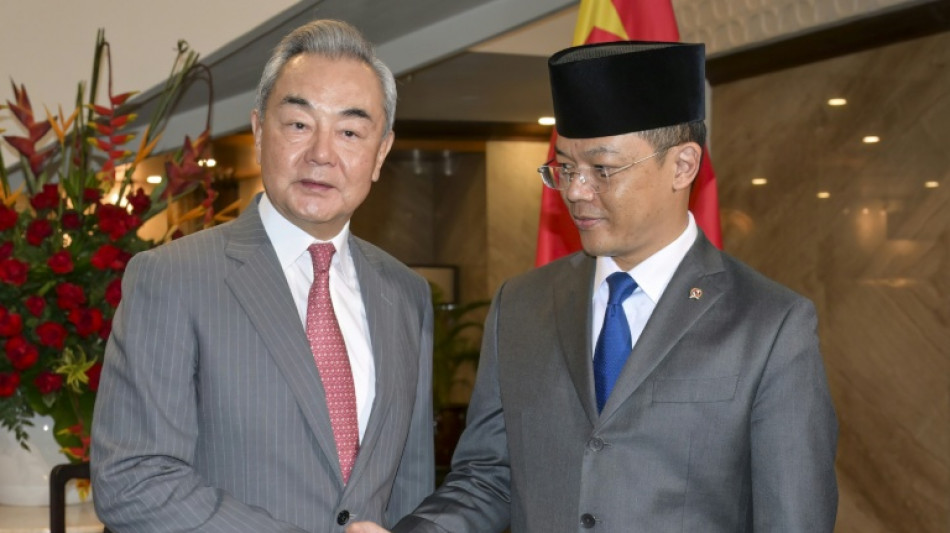  China, Indonesia hold talks on security, defence 