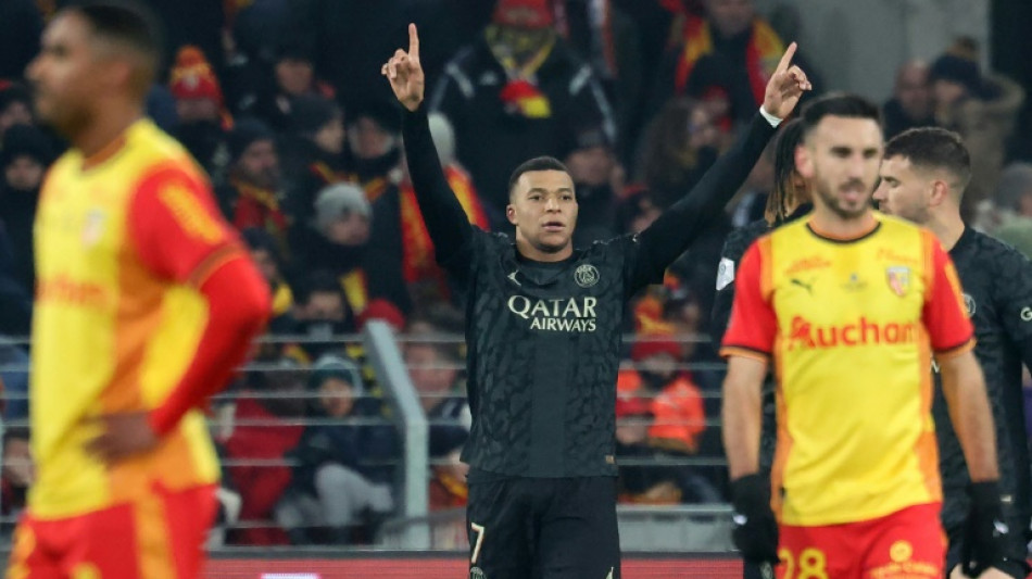 PSG vence Lens (2-0) e dispara na lideran&ccedil;a do Franc&ecirc;s
