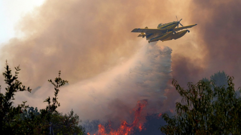  Spain races to contain blazes before temperatures rise 