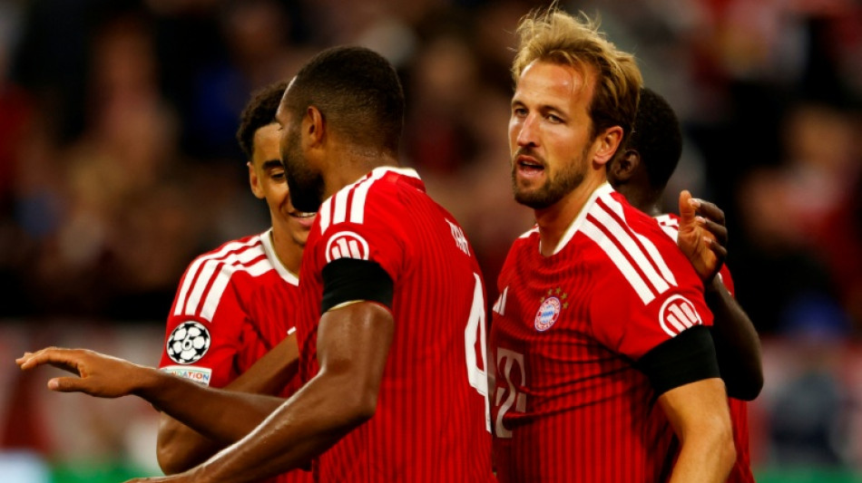  Bayern e Manchester United come&ccedil;am com goleadas previs&iacute;veis na Champions 