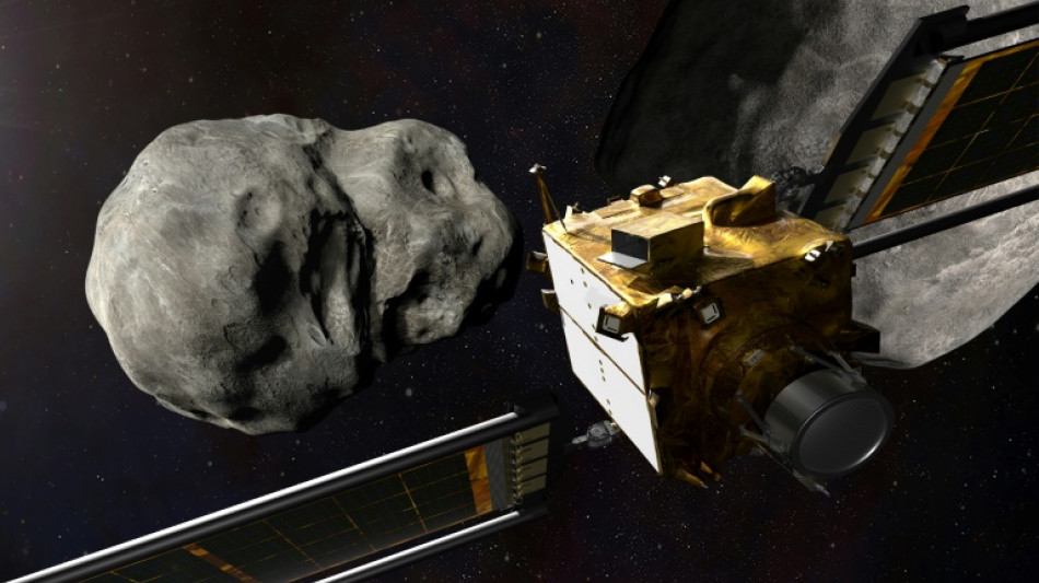 Nasa-Sonde rast bei spektakulärem Experiment in einen Asteroiden