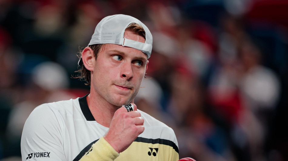  Ko inatteso per Alcaraz a Shanghai, vince Bergs in due set 